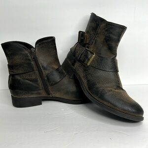 Women’s ankle boots